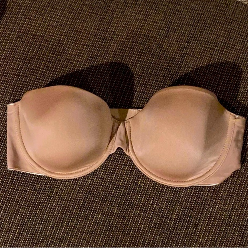 Victoria’s Secret Lined Strapless 34C Beige Bra